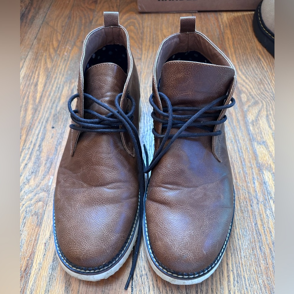 Men's Madden M-Darkot brown leather lace-up chukka boots